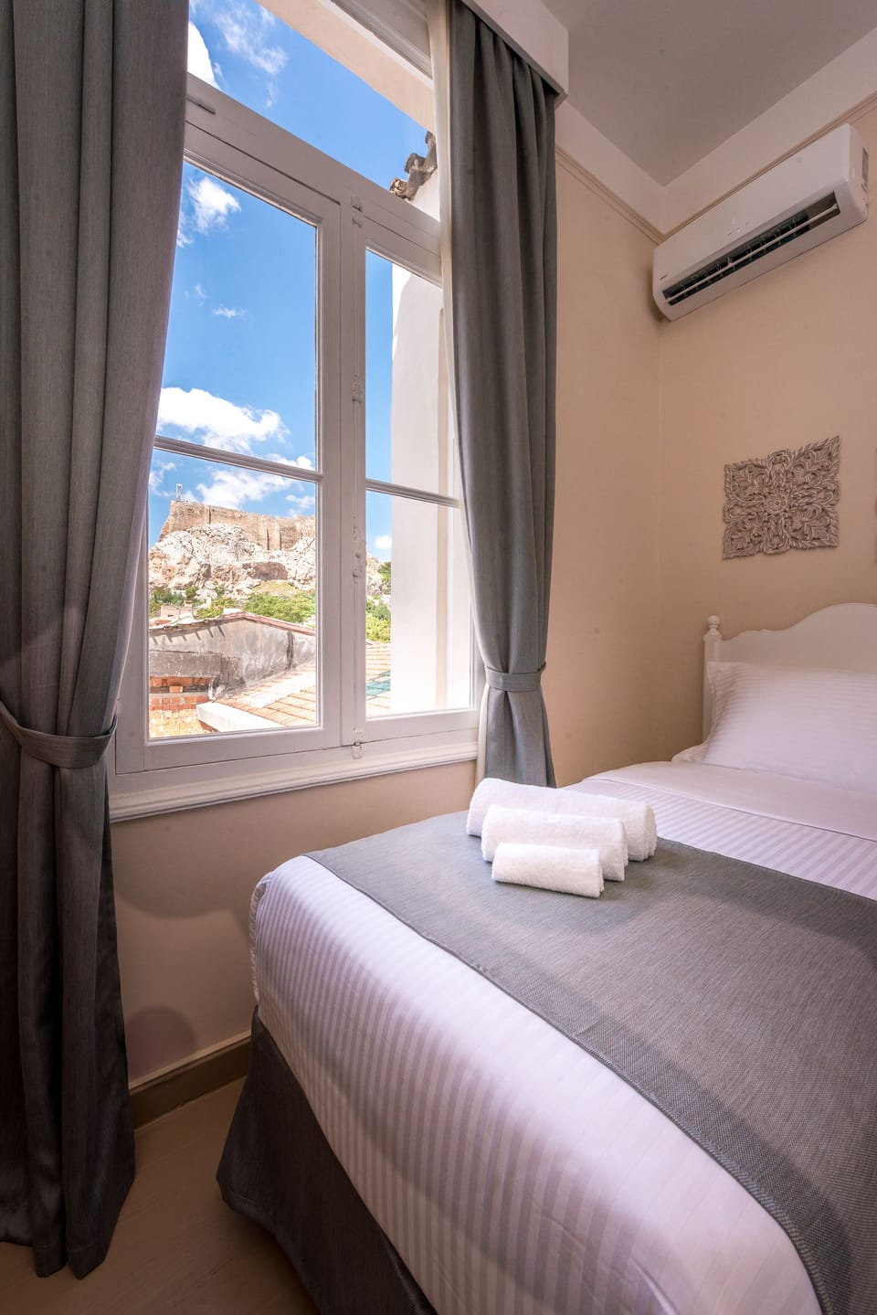 Standard Single Room, Hill View (Acropolis View) | View from room