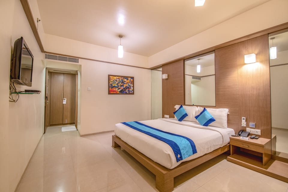 Superior Room, City View | In-room safe, desk, iron/ironing board, free WiFi
