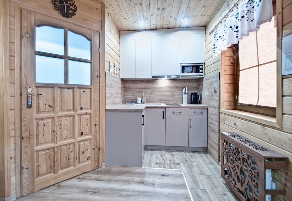 Chalet, 2 Bedrooms, Mountain View, Mountainside | Private kitchenette | Espresso maker, fridge, microwave, stovetop