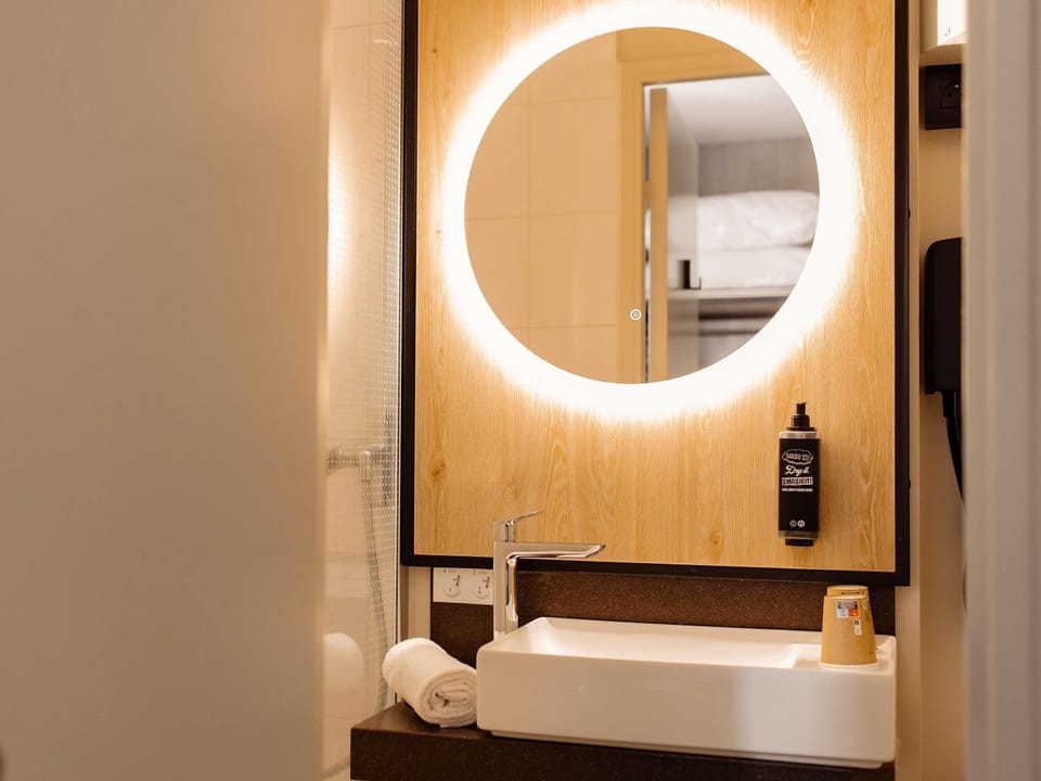 Room, 1 Double Bed, Accessible | Desk, iron/ironing board, free WiFi, bed sheets