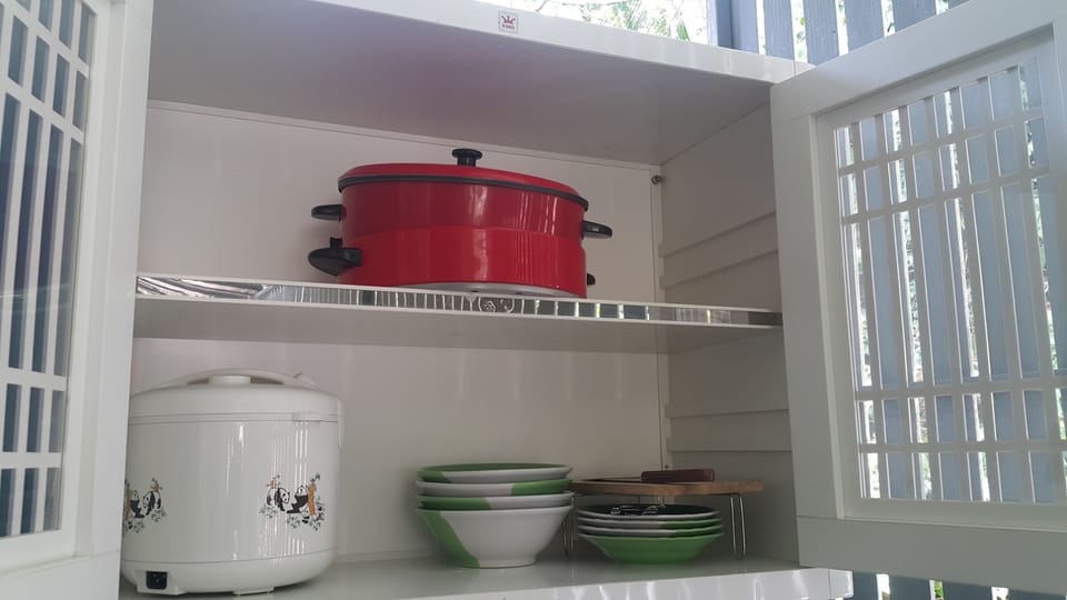 Quadruple Room with Mountain View | Shared kitchen facilities | Fridge