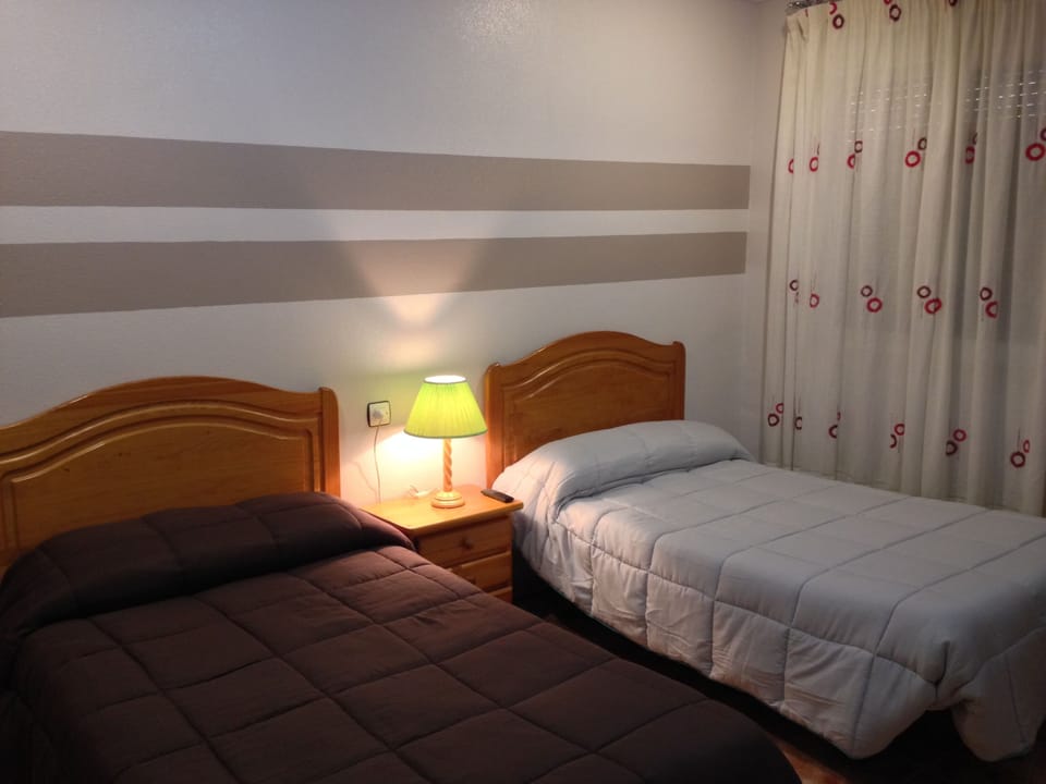 Standard Double Room | Desk, blackout drapes, free WiFi