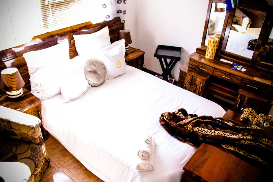 Trust | In-room safe, blackout drapes, iron/ironing board, bed sheets