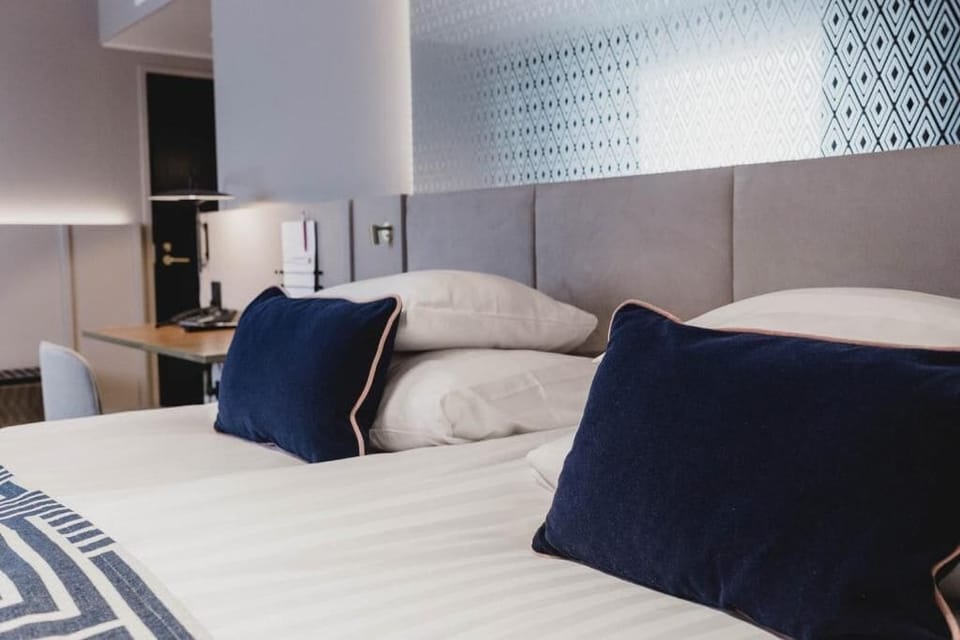 Standard Twin Room (extra bed possibility) | In-room safe, soundproofing, iron/ironing board, free WiFi