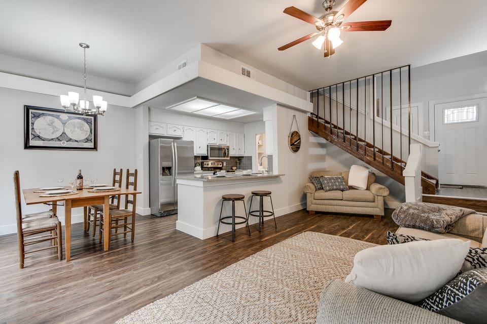 Living Dining area