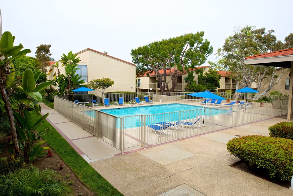 Complex Pool