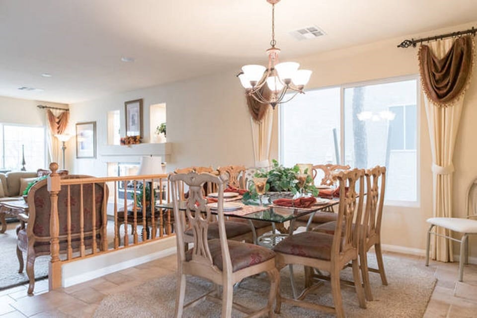 Formal dining room
