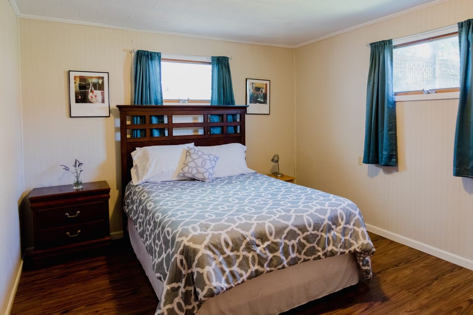 Queen Bed