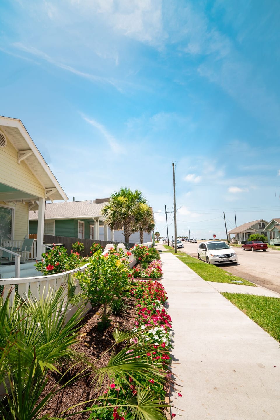 The short walk to Seawall Blvd and the beach with a sidewalk all the way!