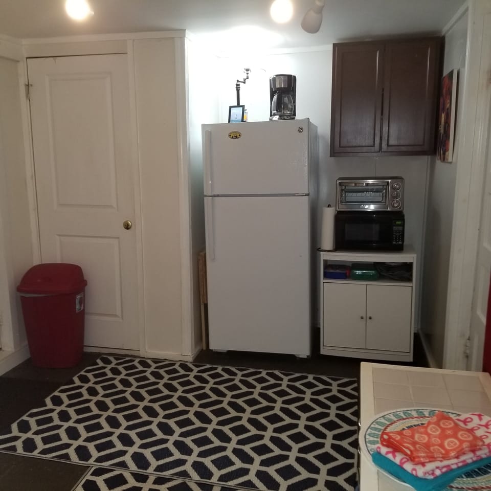 Here's your "Kitchenette"!