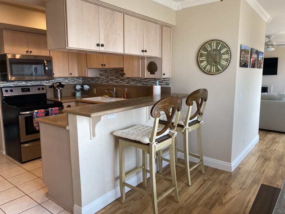 Kitchen bar stools 