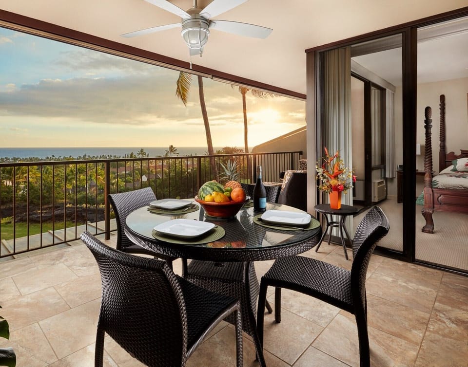 Lanai with stunning ocean and golf course views.