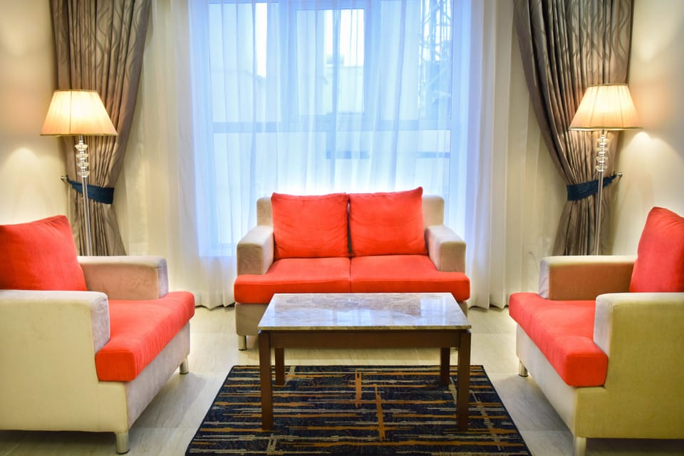 Suite | Premium bedding, minibar, in-room safe, desk
