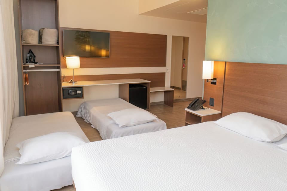 Family Room, Multiple Beds | Premium bedding, pillowtop beds, in-room safe, desk