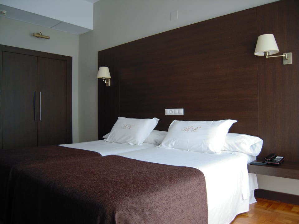 1 bedroom, memory foam beds, minibar, in-room safe