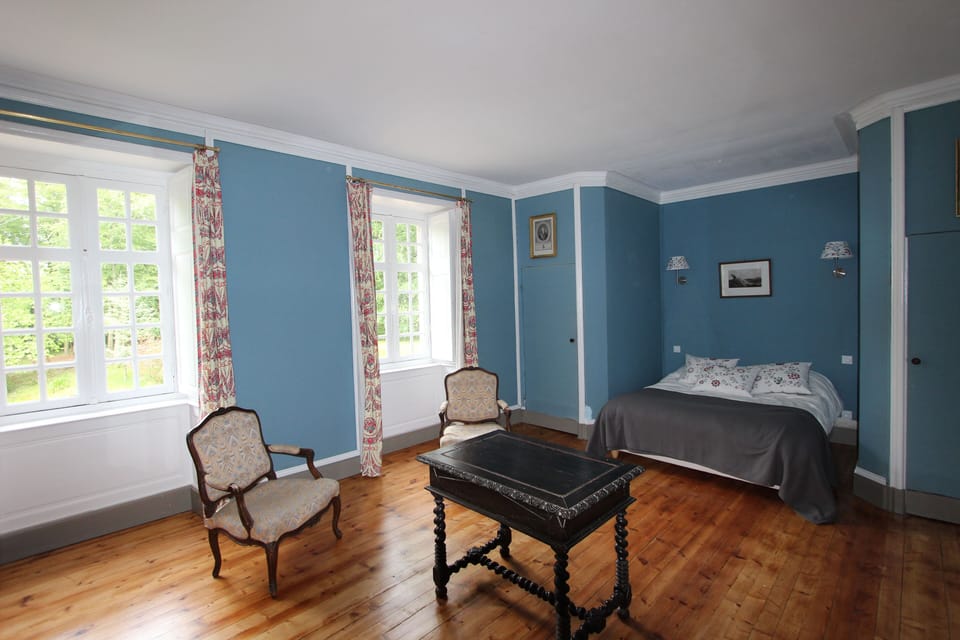 The blue bedroom (double bed)