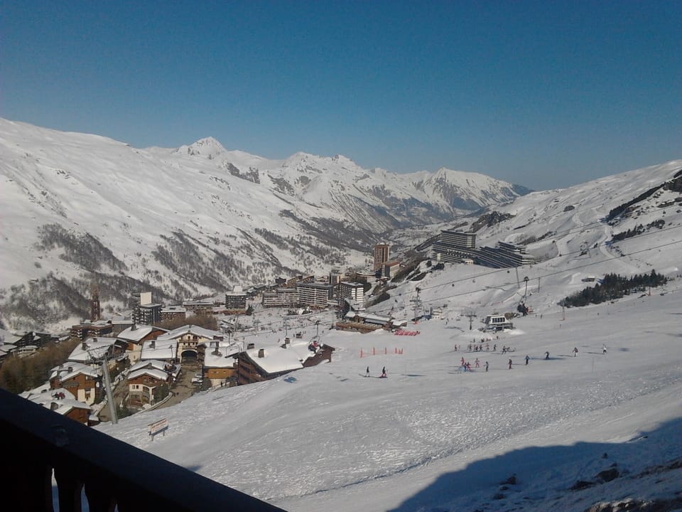 Snow and ski sports