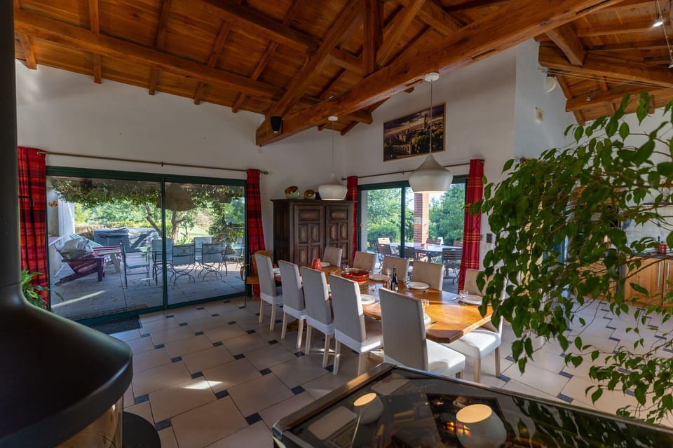 Villa Magarre - Outside view by drone - Large garden - Heated swimming pool - Spa - Terrace with garden furniture - Plancha - Brasero