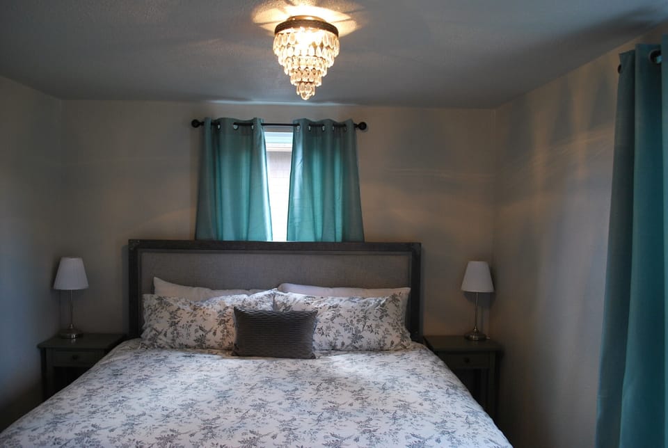 Bedroom with King size bed