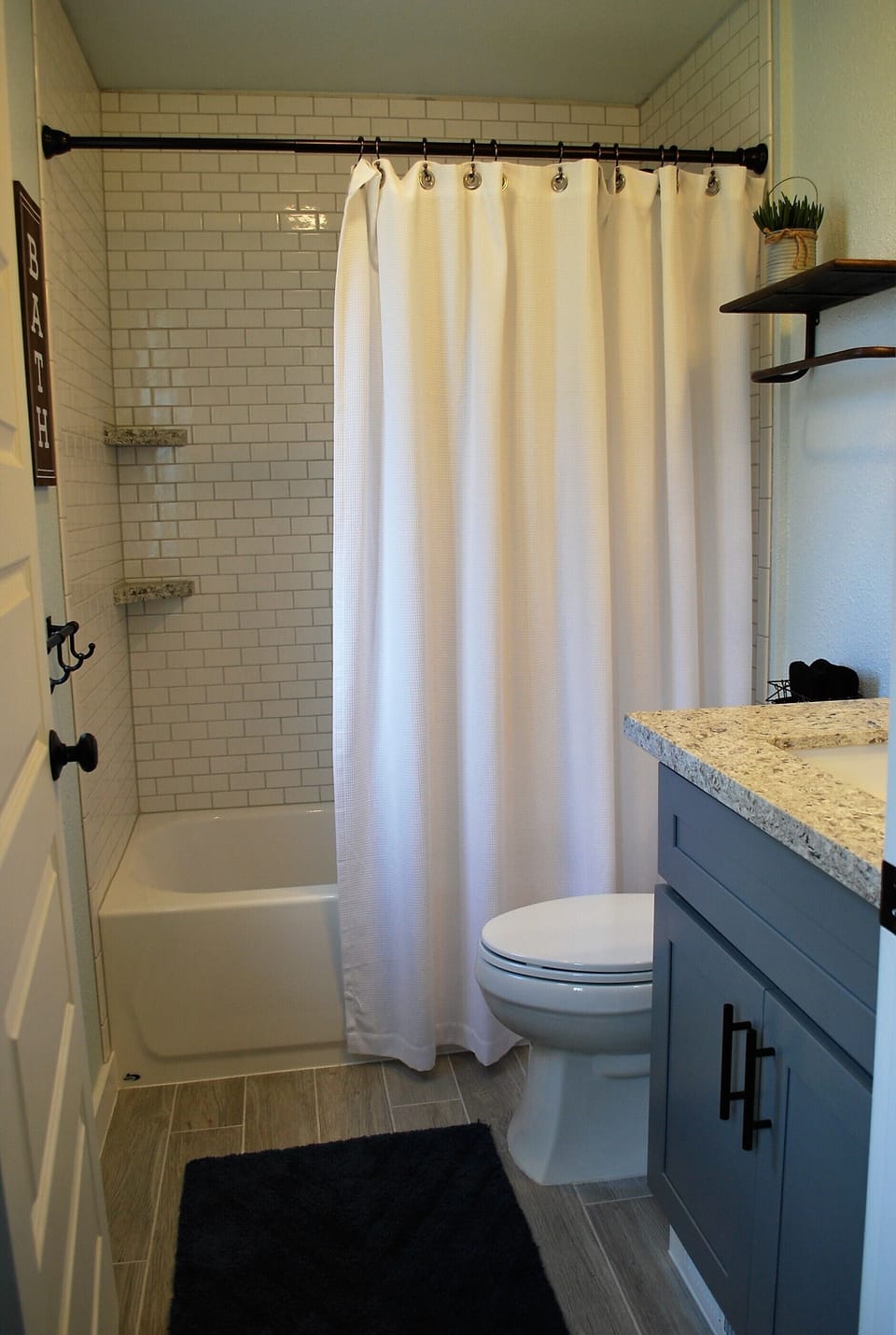 Bath #2 with tub/shower
