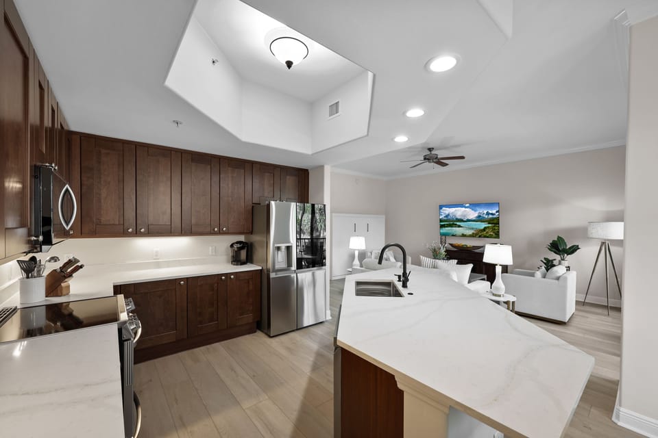 Lots of counter space to prepare meals