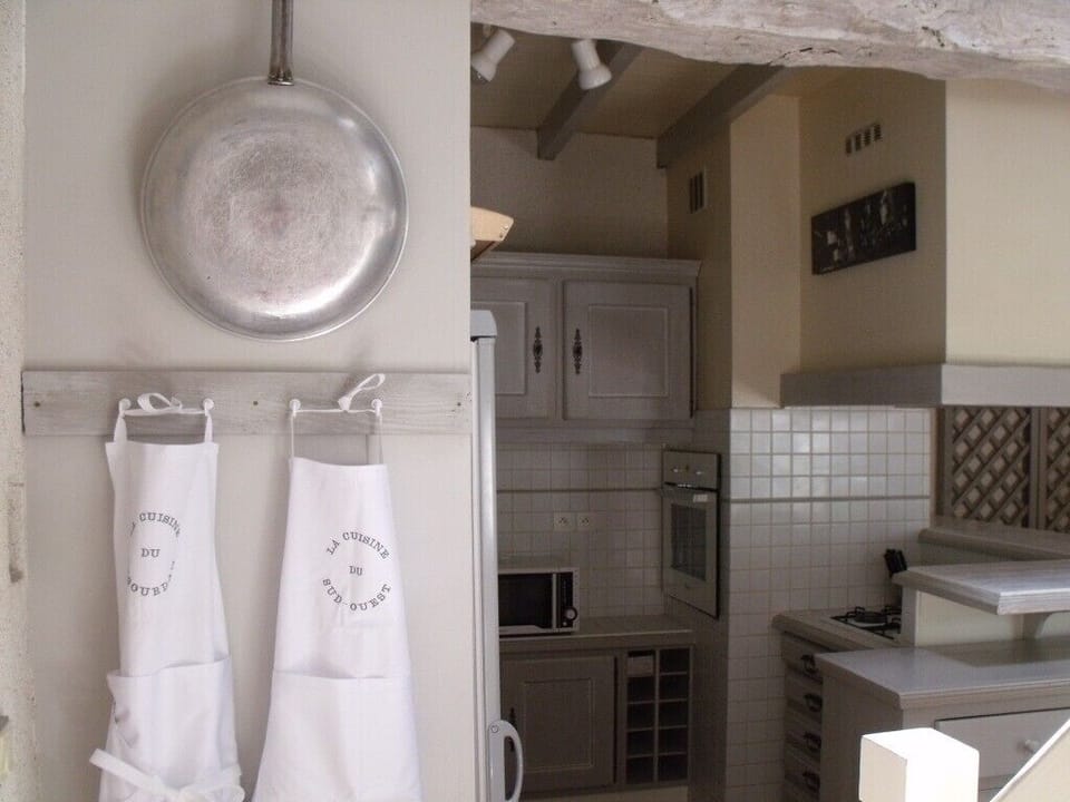 Kitchen 1