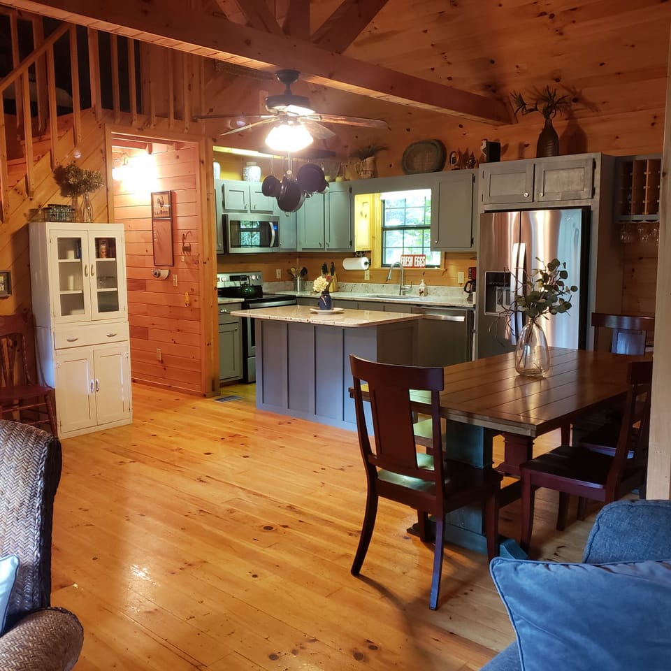Beautifully redecorated kitchen. 