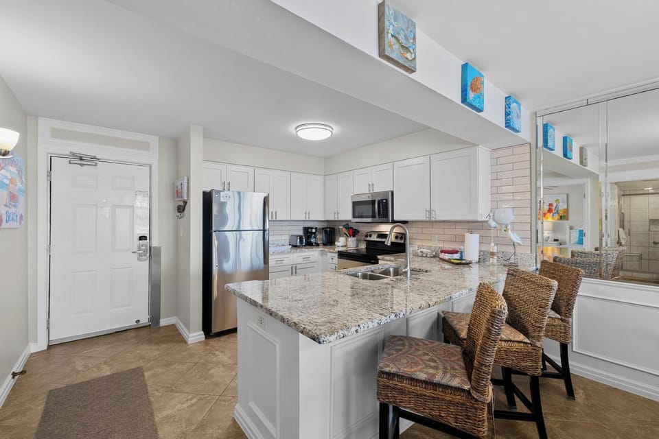 Full kitchen with stainless appliances