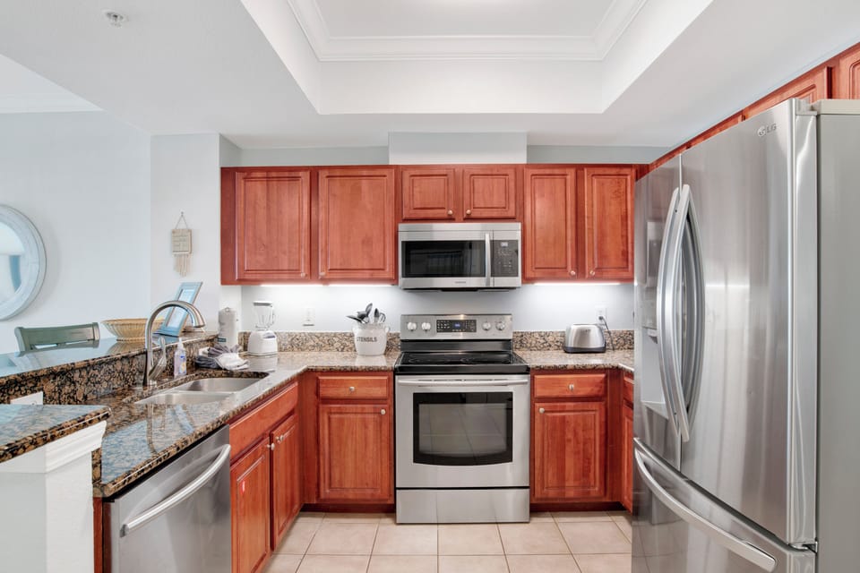 Kitchen with updated Stainless Steel Samsung appliances