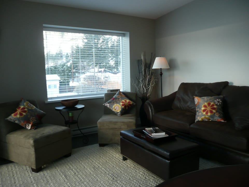 Relax in air conditioned comfort. TV, Netflix, WiFi.