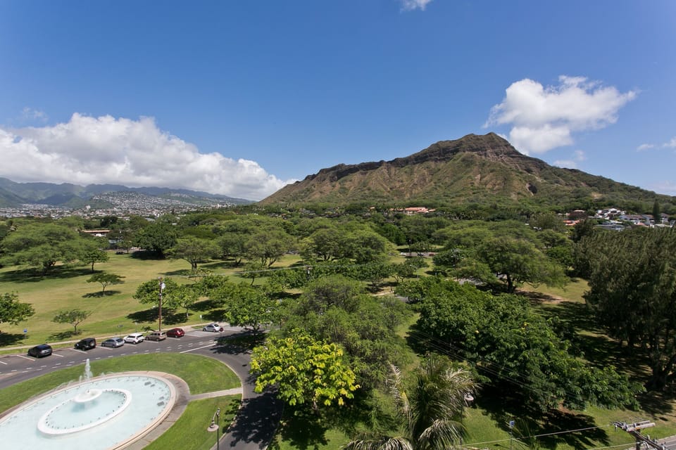 Fountain and Diamond Head Crater