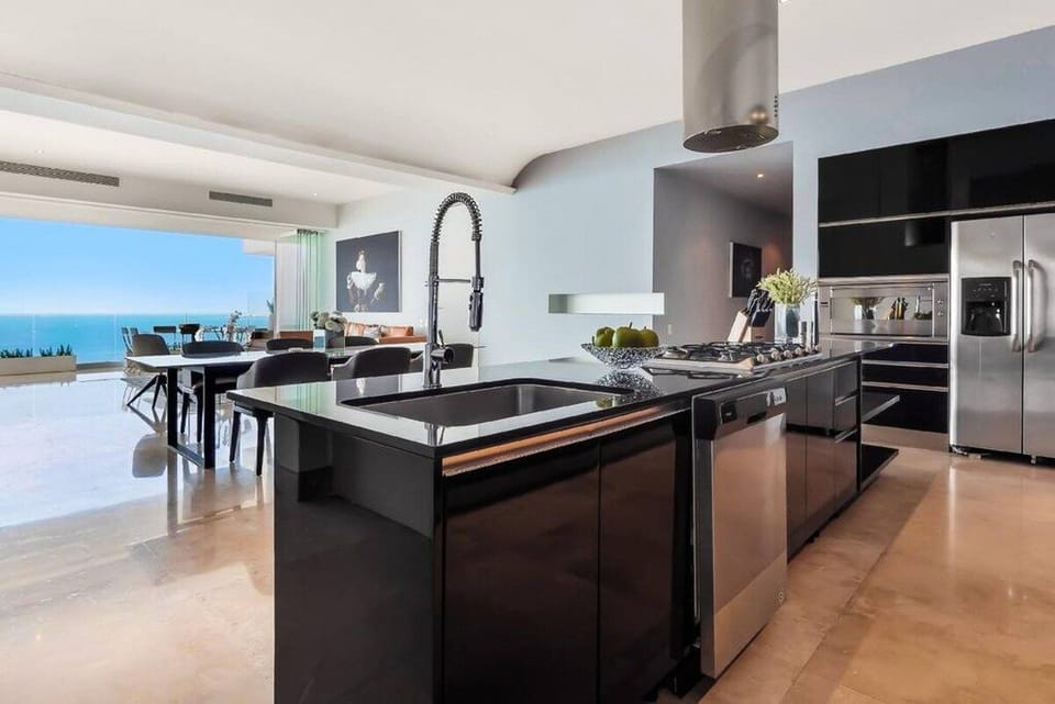 Kitchen area
