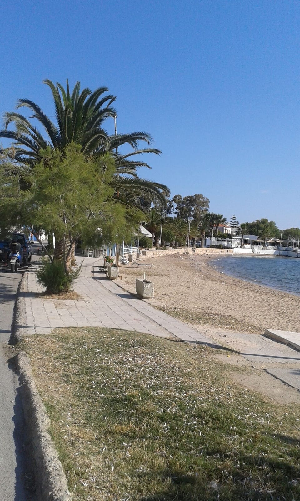Nearest Beach 70m.
