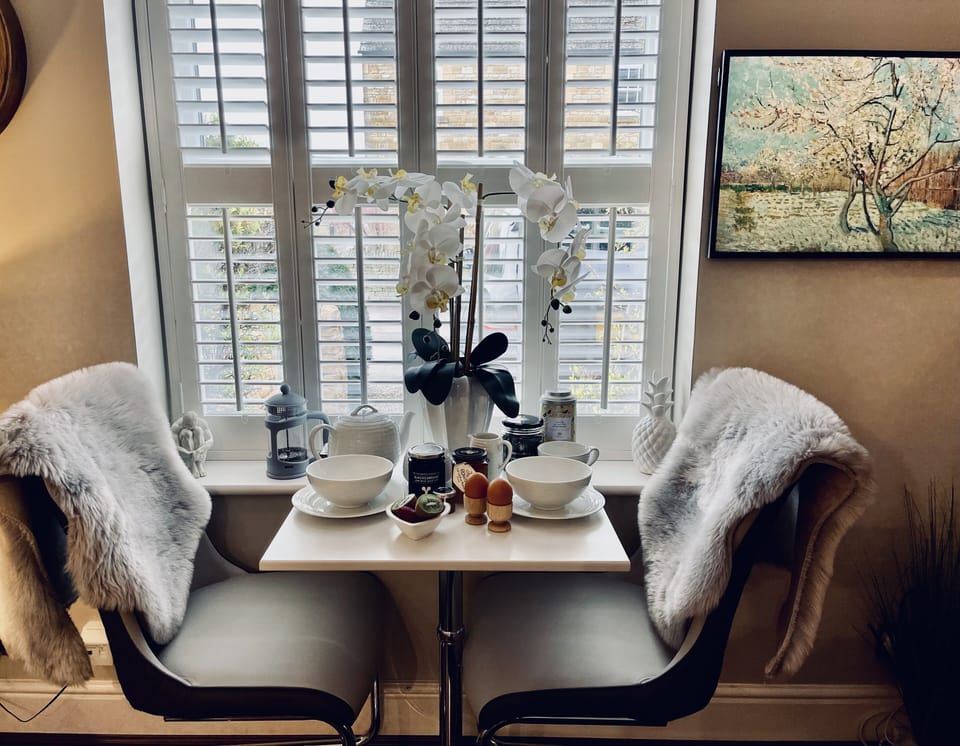 Dining area for 2