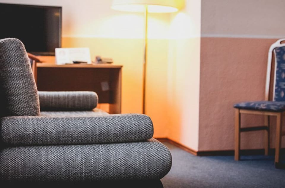 Quadruple Room | Hypo-allergenic bedding, blackout drapes, iron/ironing board, free WiFi