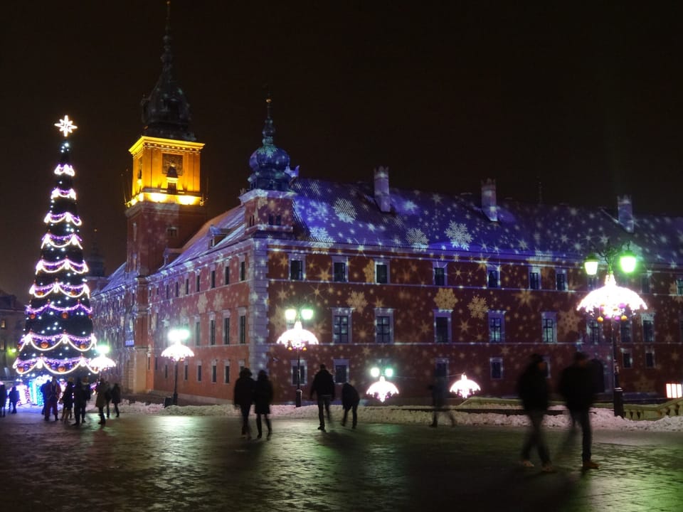 Nearby Royal Castle, Christmas time
