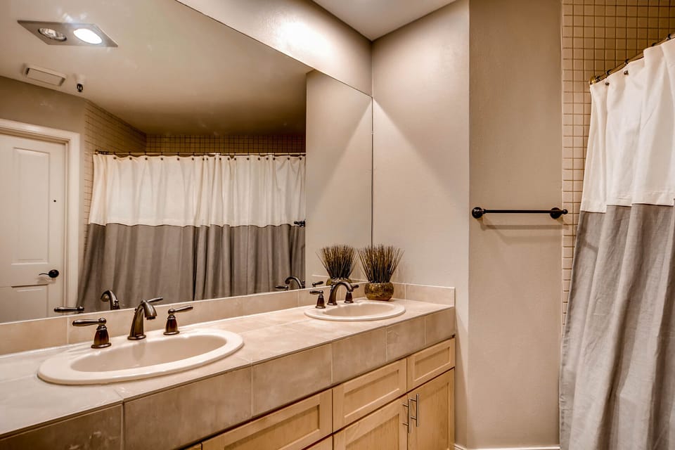 Master Suite # 1 Bathroom - Spacious