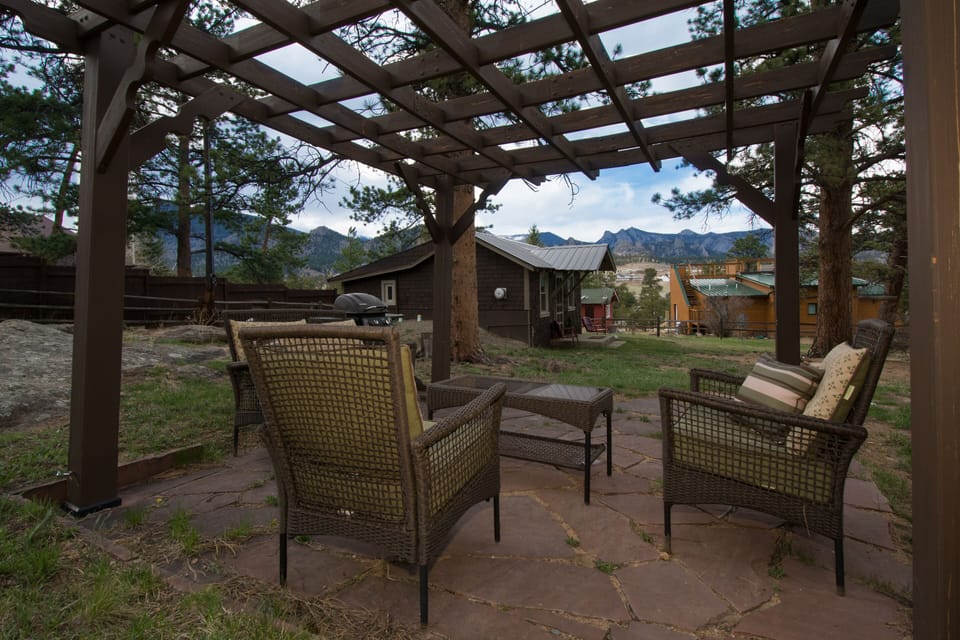 Back patio with pergola