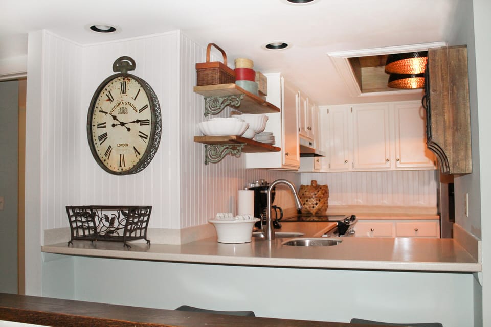 Kitchen and bar