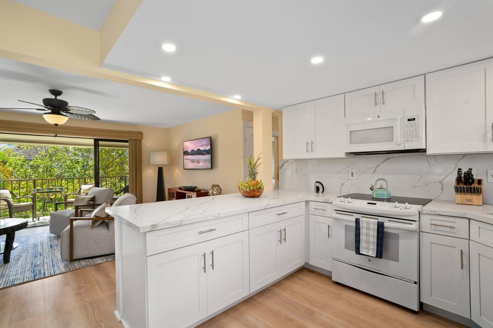 Beautifully Renovated Kitchen