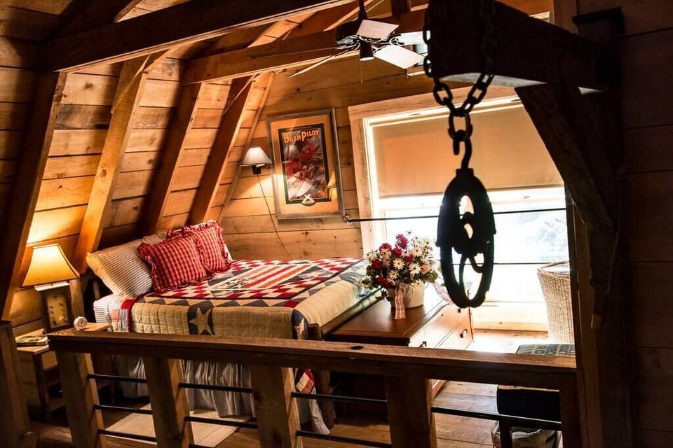 Full Loft with Half Bathroom