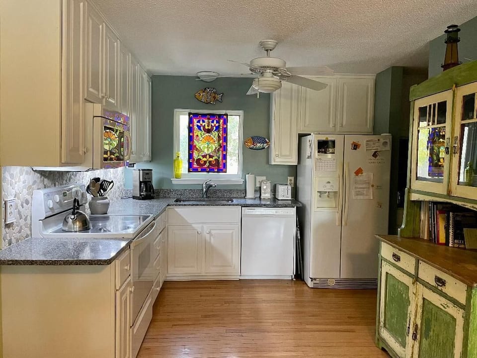 A well equipped kitchen for cooking meals together.