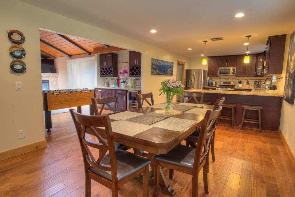 Dining Room Area
