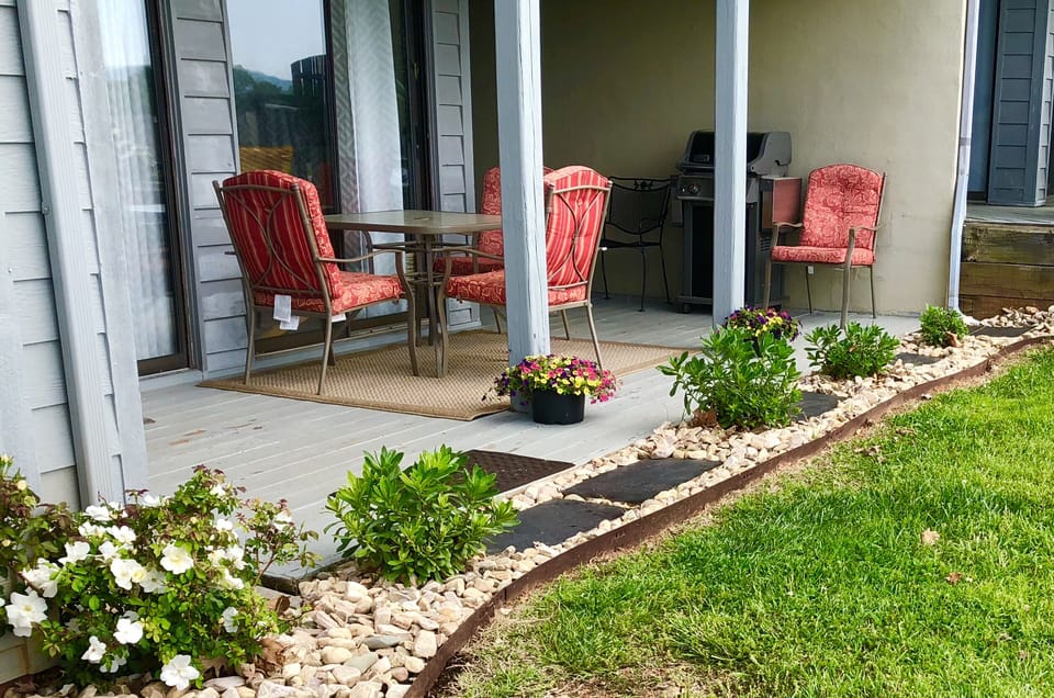 UPDATED PATIO with SEASONAL FLOWERS