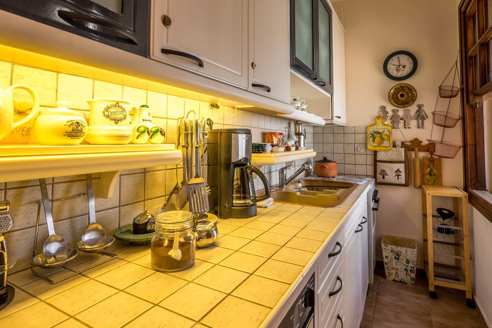 kitchenette