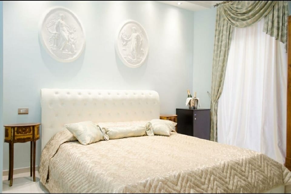 Superior Suite, 1 Bedroom | 1 bedroom, Frette Italian sheets, premium bedding, down comforters