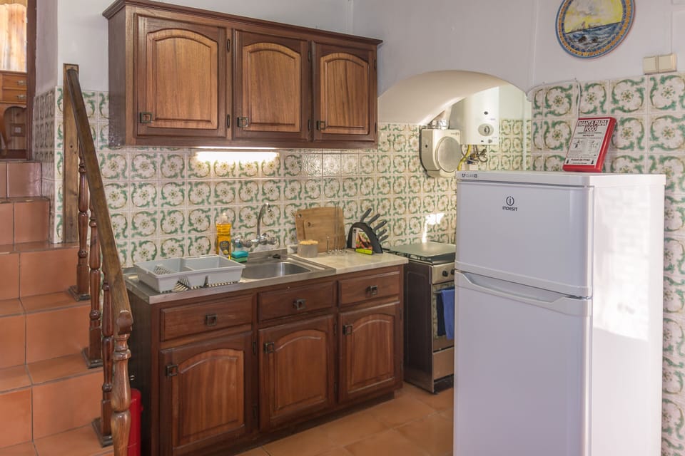 Complete Kitchen