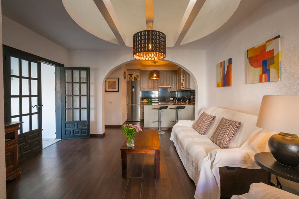 Lounge towards the Kitchen