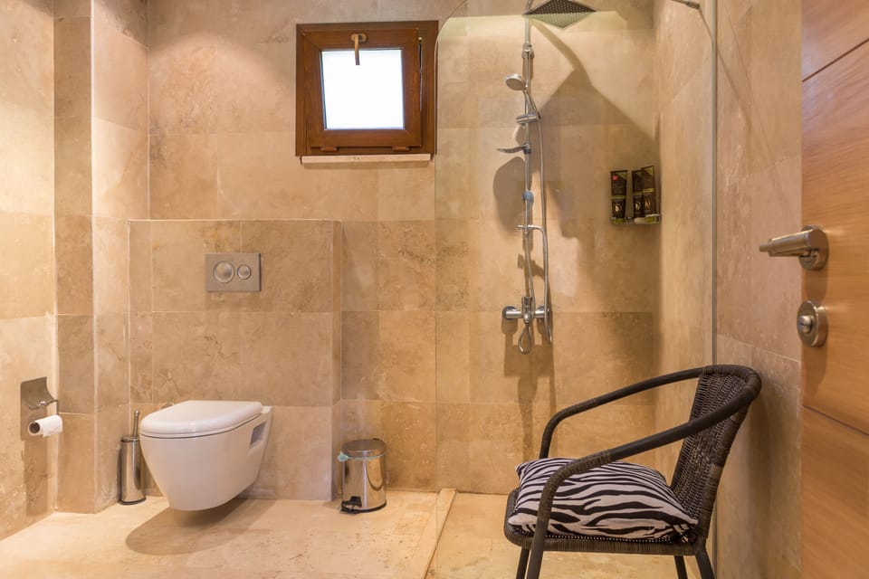 Bathroom1