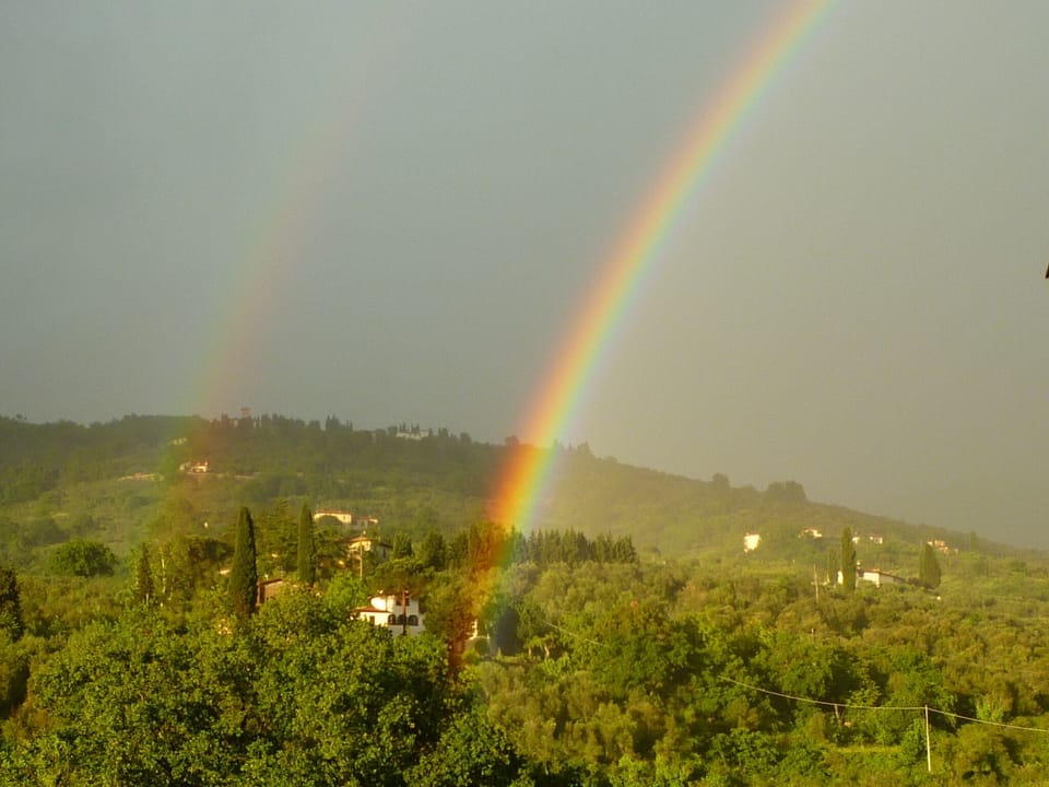 Appartment with swimming pool 30 min of Florence, private garden, parking, WiFi Apartment in Tuscany